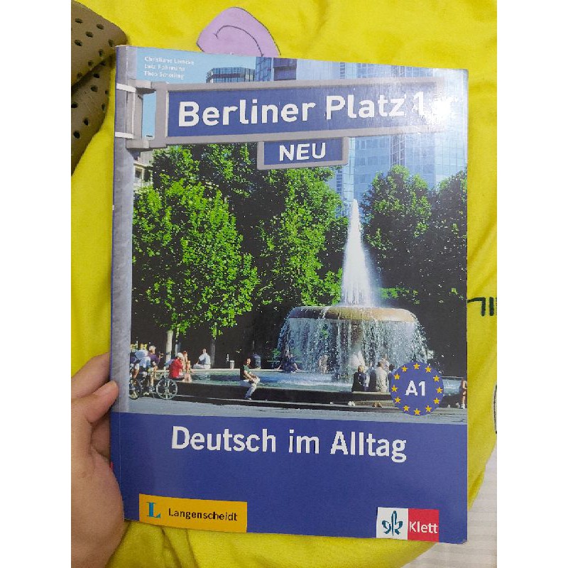 BUKU BELAJAR BAHASA JERMAN A1 + free 2 CD