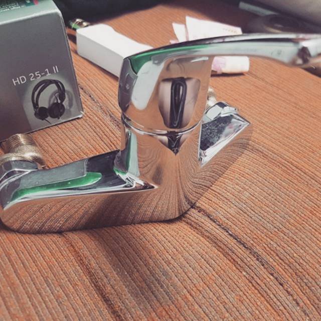 Kran Shower TOTO / Kran Bathup TOTO Panas Dingin