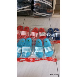  sandal  selop  anak laki KOMIN strip 3 putih  SKK 035 size 30 