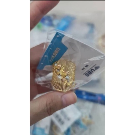 Cincin bunga kipas dan persegi 3 warna UBS kadar 6K 300