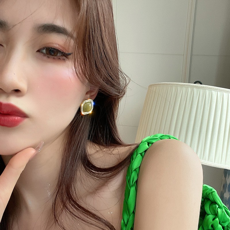 New Ins Girl Delicate Crystal Green Square Earrings-2