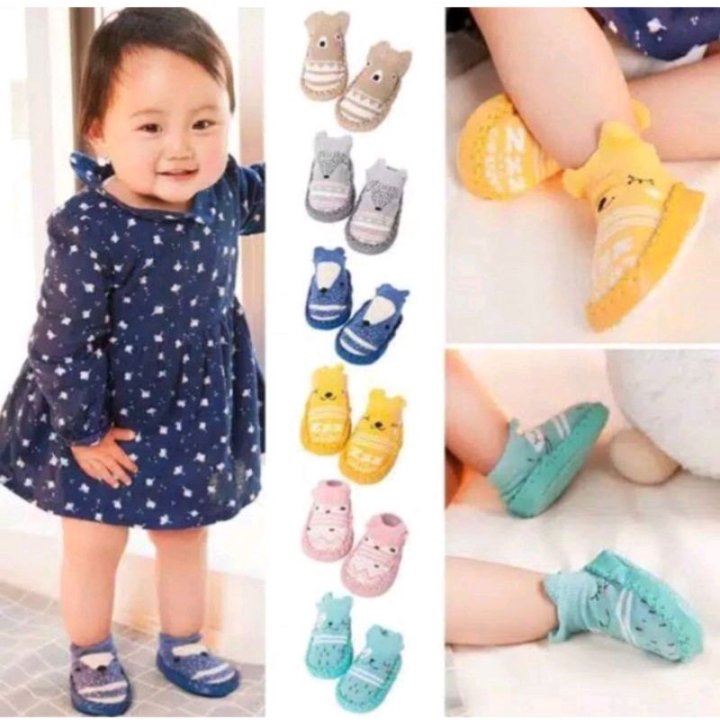Sepatu anak bayi - baby prewalker shoes socks anti slip kaos kaki-0