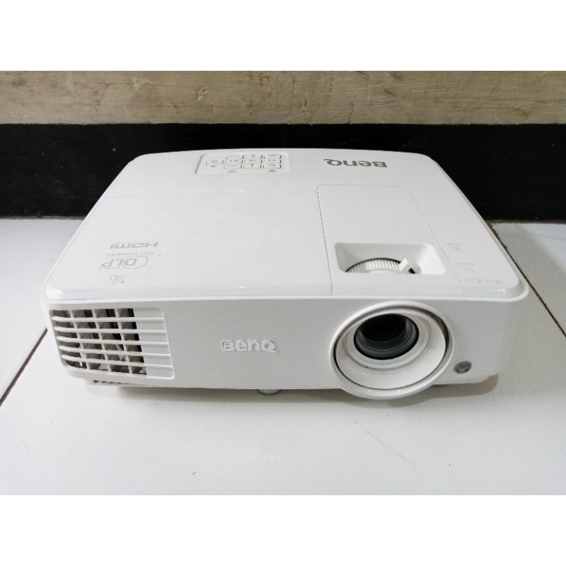 Proyektor Bekas / Proyektor BenQ ED934 ( Mulus Abiss )