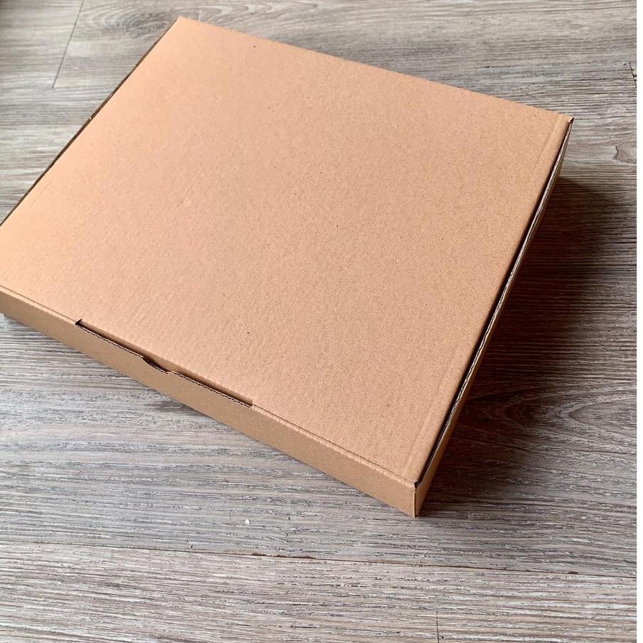 

♩ (10pcs) Kardus 30x25x5 cm....Die Cut kotak Kue, bingkai 10R ☂