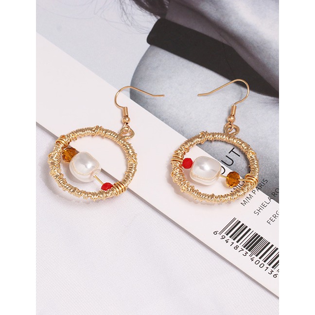 LRC Anting Gantung Fashion Gold Pearl Geometric Earrings F49732