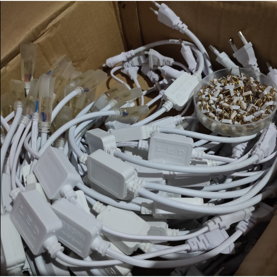 Soket Colokan Lampu LED Selang 5050 Socket Connector LED Strip 5050