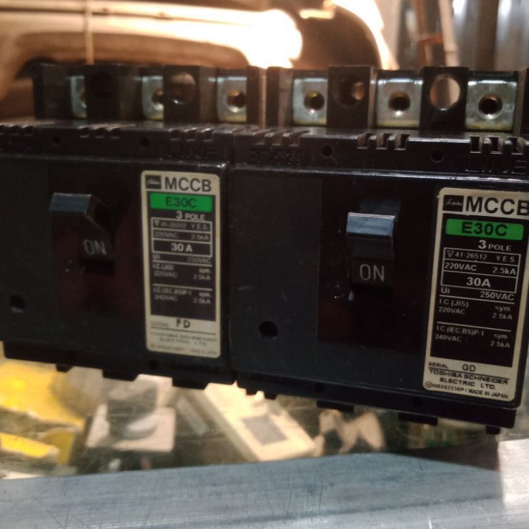 mccb nfb breaker e30c 30a Toshiba