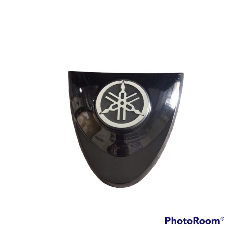 EMBLEM PANEL DEPAN FIZ R / VEGA R LAMA