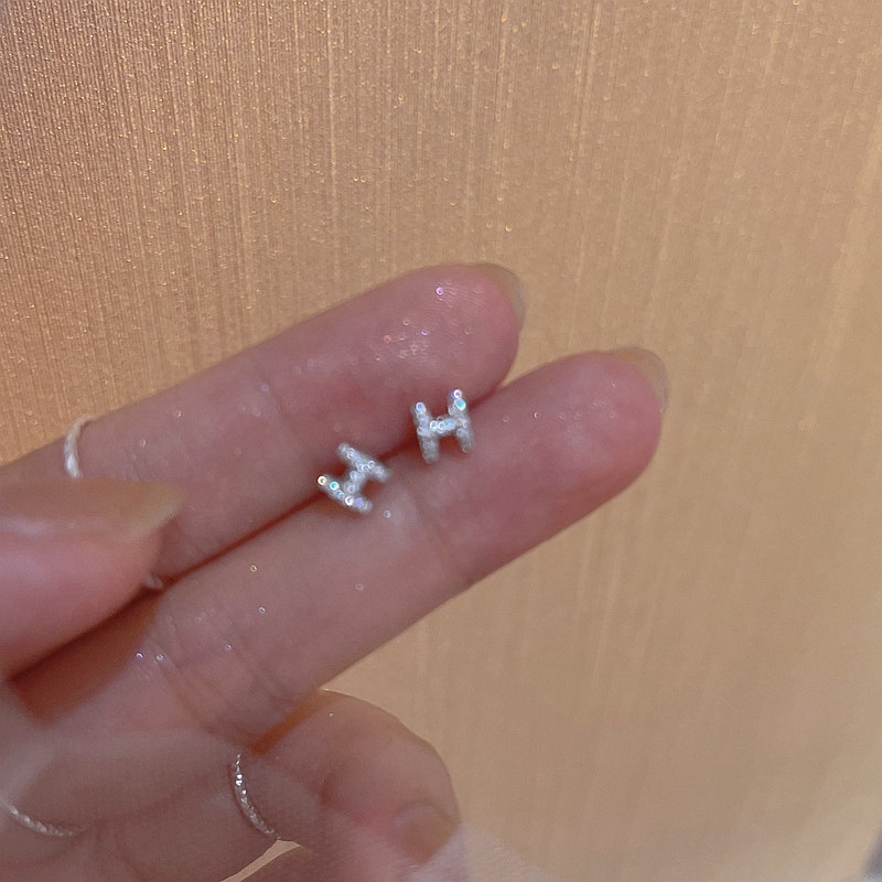 Huruf H Anting Pejantan Berlian Kristal Perak Emas Titanium Baja Aksesoris Perhiasan Fashion Wanita Earrings