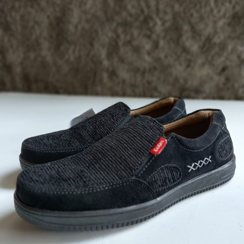 Sepatu Pria Slip On Casual/Sneakers Pria Formall