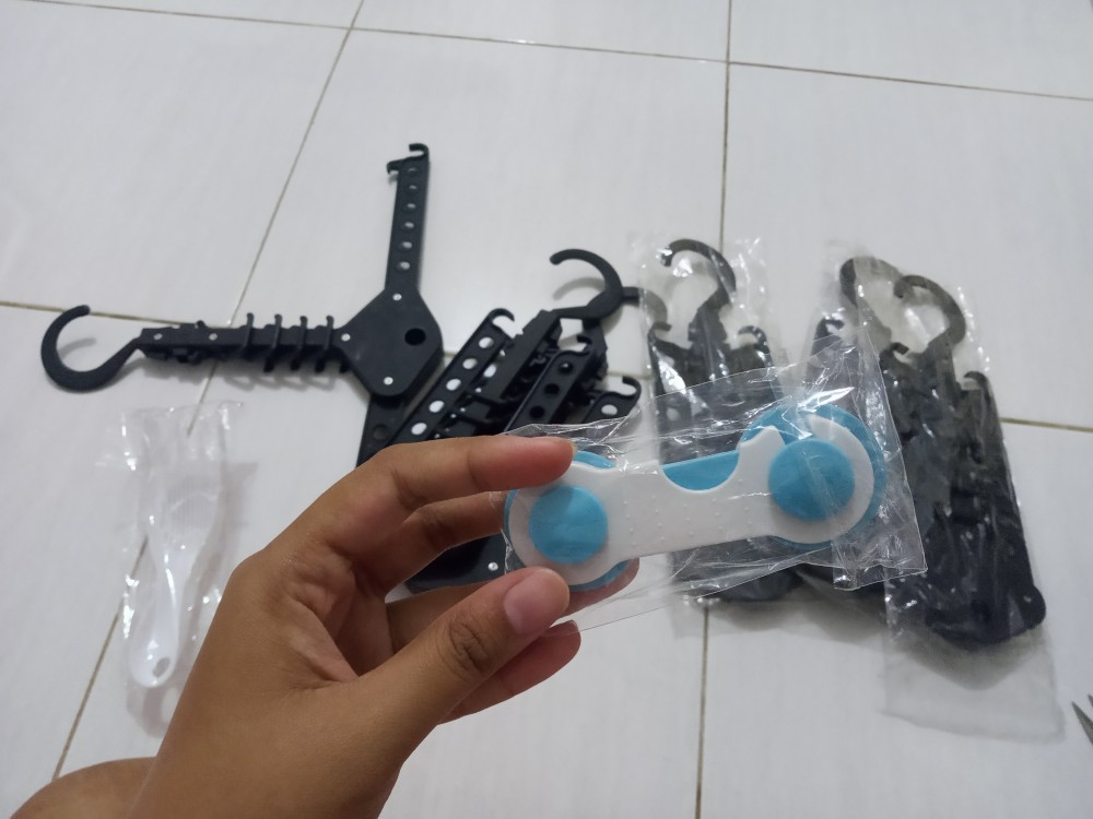 Dt.shop.medan Pengaman Pintu, Lemari / Pengunci Pintu, Lemari Plastik