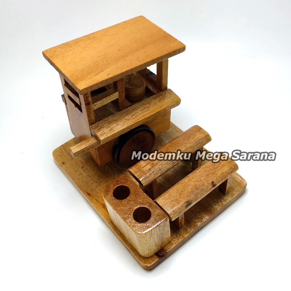 Tempat Bolpoin Model Miniatur Angkringan 12x8x11 cm