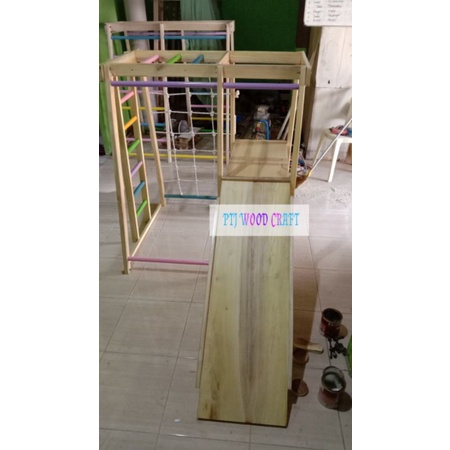 Brakiasi Monkey bar Gym type Bridge