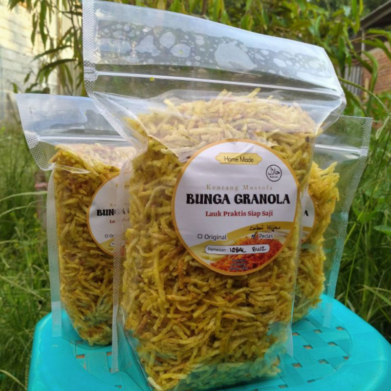 

kentang mustofa bunga granola varian cabai hijau 13.000/100 gr