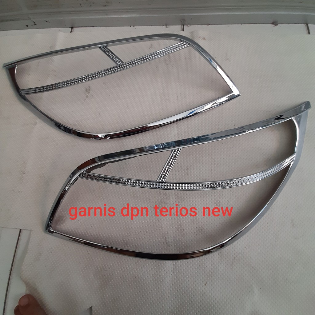 Garnish Depan Terios Rush / Garnish Lampu Depan Mobil Terios Rush Murah Berkualitas Chrome