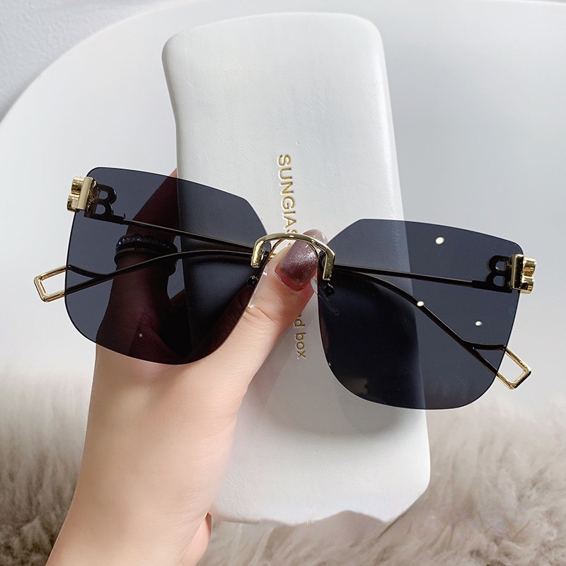 Kacamata Hitam Bentuk Kotak Untuk Pria Dan Wanita