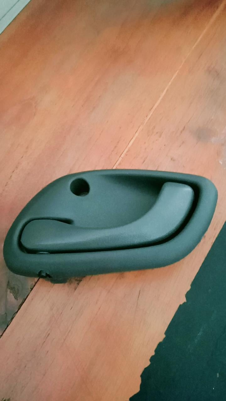 Handle Pintu Dalam Lh Baleno