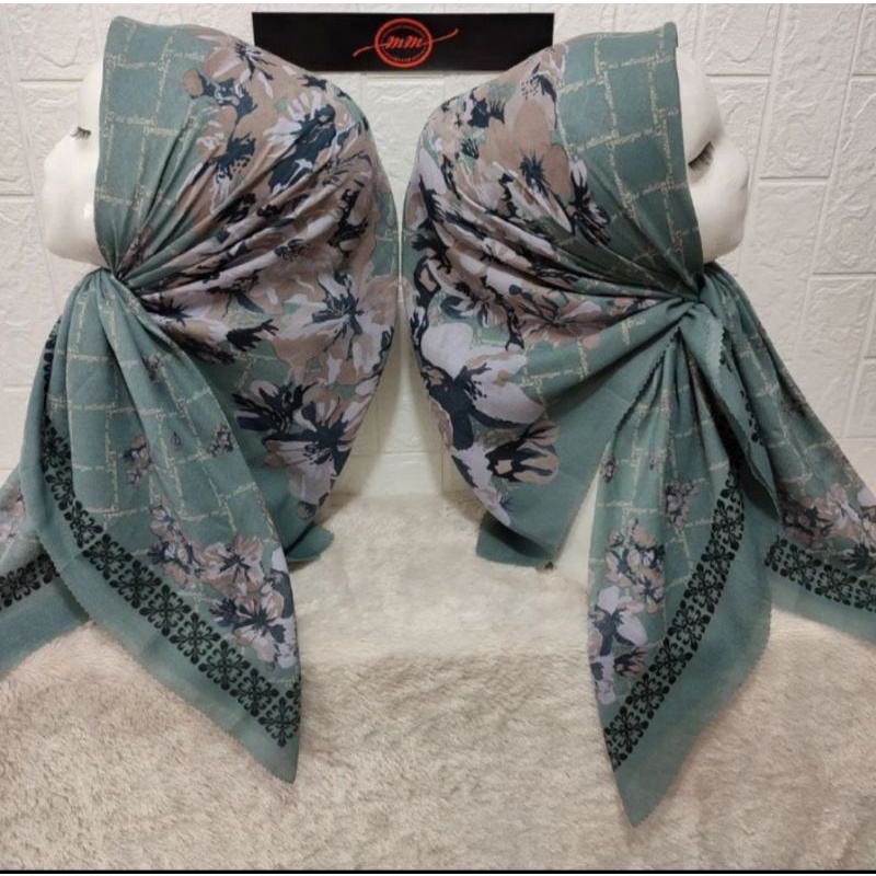 Hijab segiempat motif bunga kotak warna sage