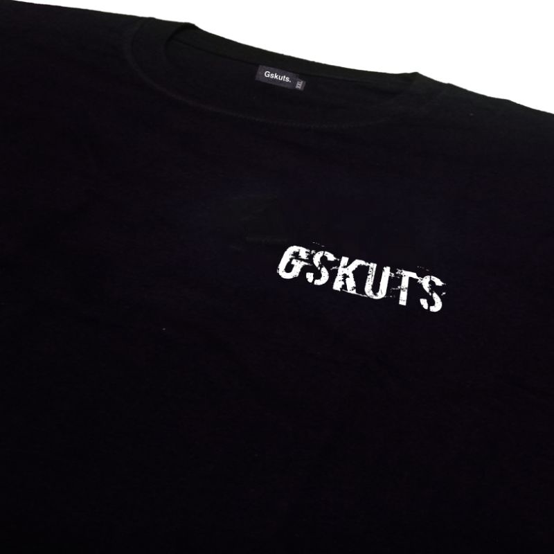 GSKUTS. Tshirt/Kaos Black White Oversized Graphic Metal