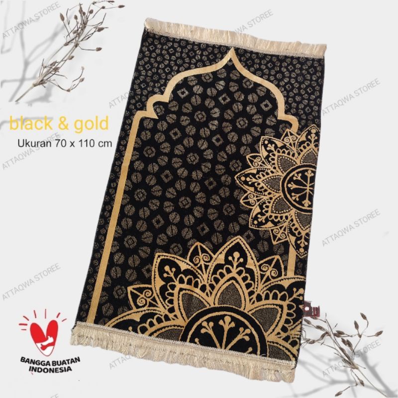 Sajadah Turki Original Super Ultra premium/ Motif Kiswah / Ukuran 70 cm x 110 cm, Tebal Halus Perlengkapan Shalat Pakaian Muslim / Sejadah / Sajadah Turki Impor / Sajadah Empuk / Sajadah Busa / Sajadah Solat Dewasa,motif flowers