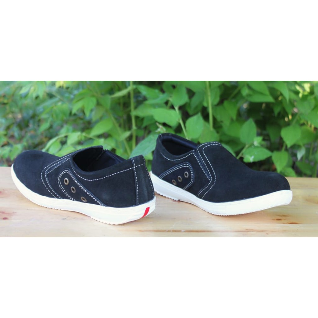 Sepatu Slip On Pria Kulit Asli Rasheda 015 Sp Kasual