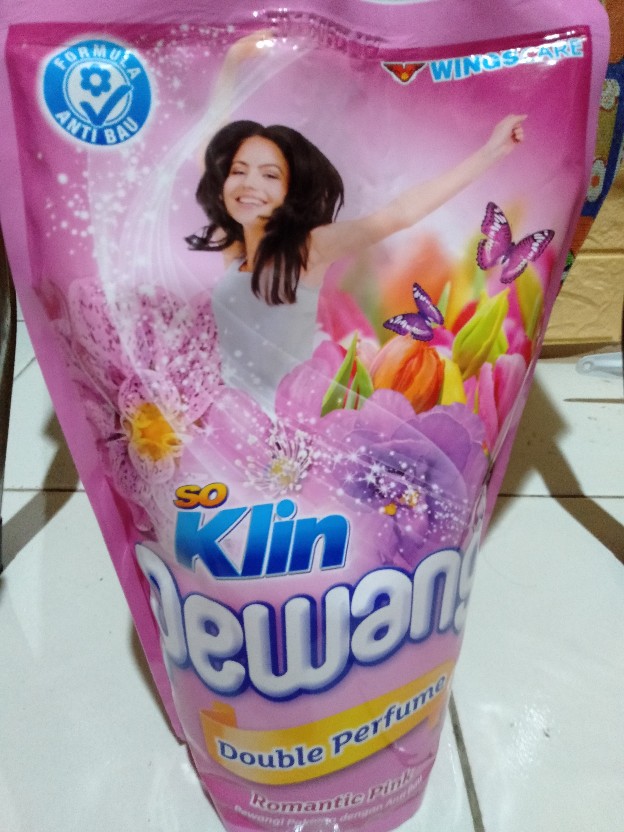 So Klin Pewangi Double Perfume 900 Ml