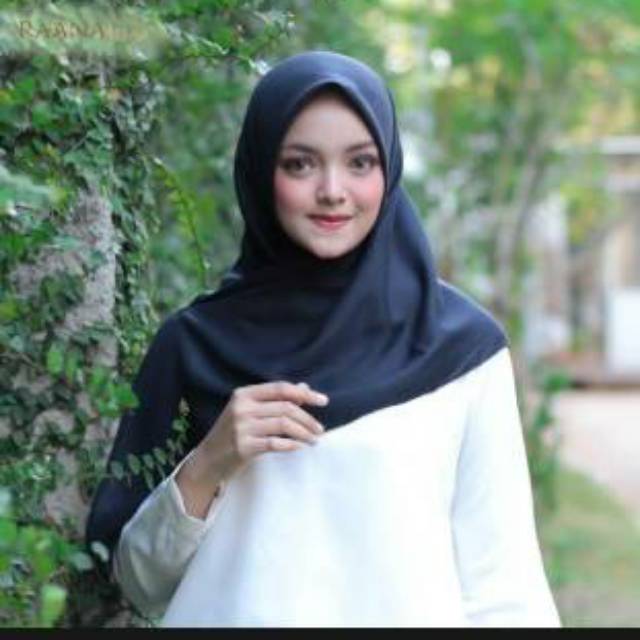 Jilbab Segi Empat Bella Square