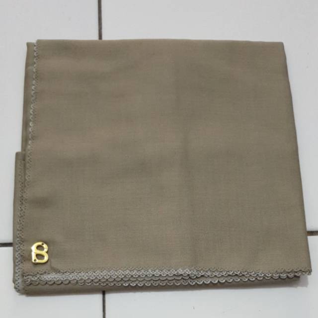 New buttonscarves Olla square