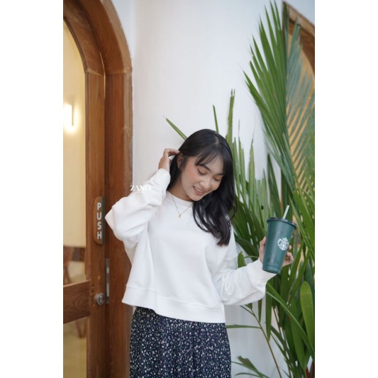 ZANO BASICS Sweater Crop Angel