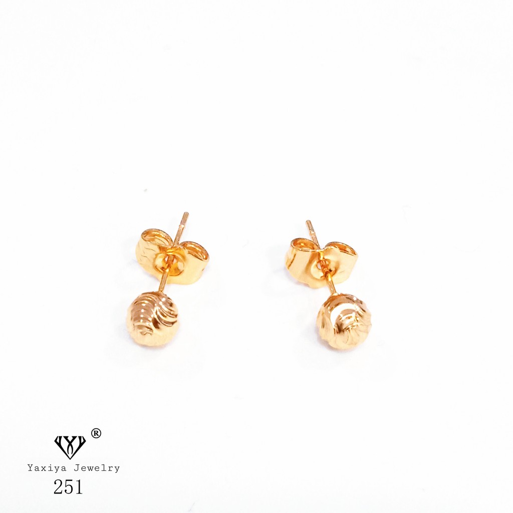 

Anting Tusuk Wanita Perhiasan Lapis Emas 18K 251