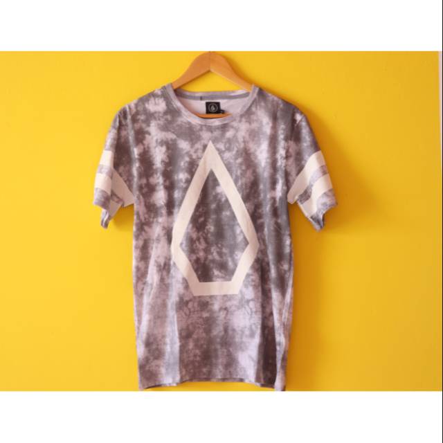Kaos Volcom Import