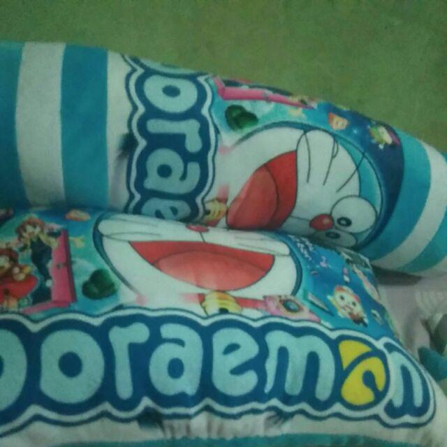 1 Set Bantal Guling Doraemon