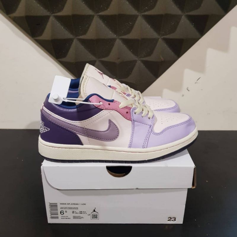 Sepatu Fashion Wanita Jordan One Low Pastel Purple/Pink Purple
