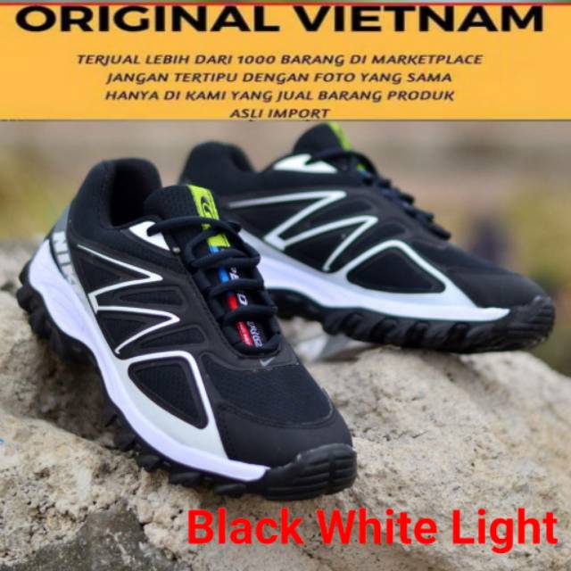 SEPATU OLAHRAGA OUTDOOR HIKING SPORT NYAMAN MOUNTAIN NIKE SPEEDCROSS