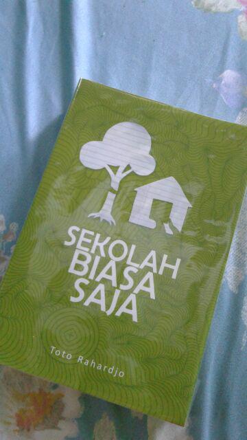 Sekolah Biasa Saja -  Toto Rahardjo