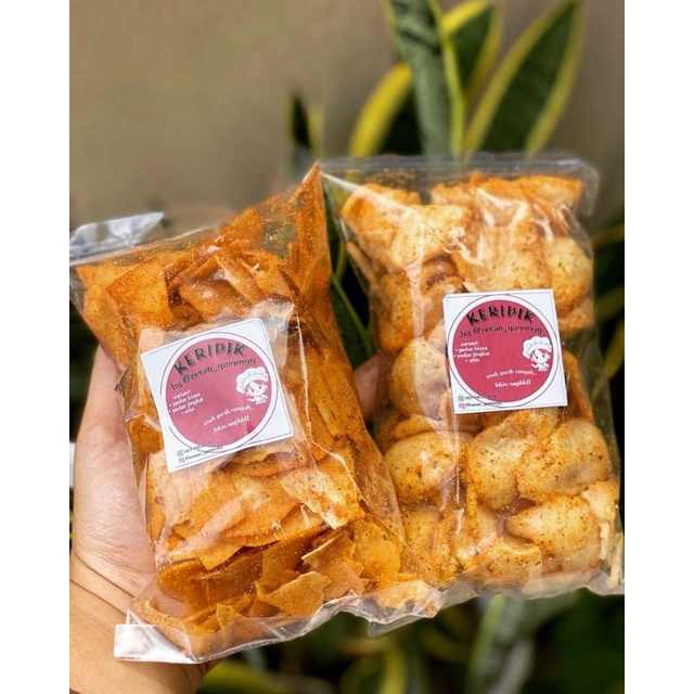 

KERIPIK PEDAS SINGKONG By cesan yummy