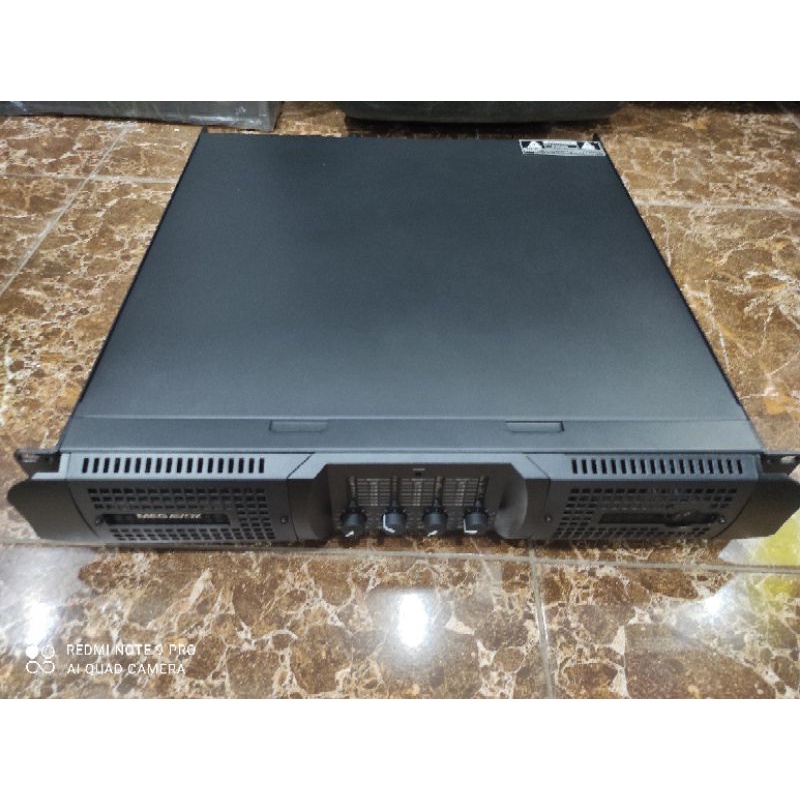 POWER MEGAVOX 4 CHANNEL 4100