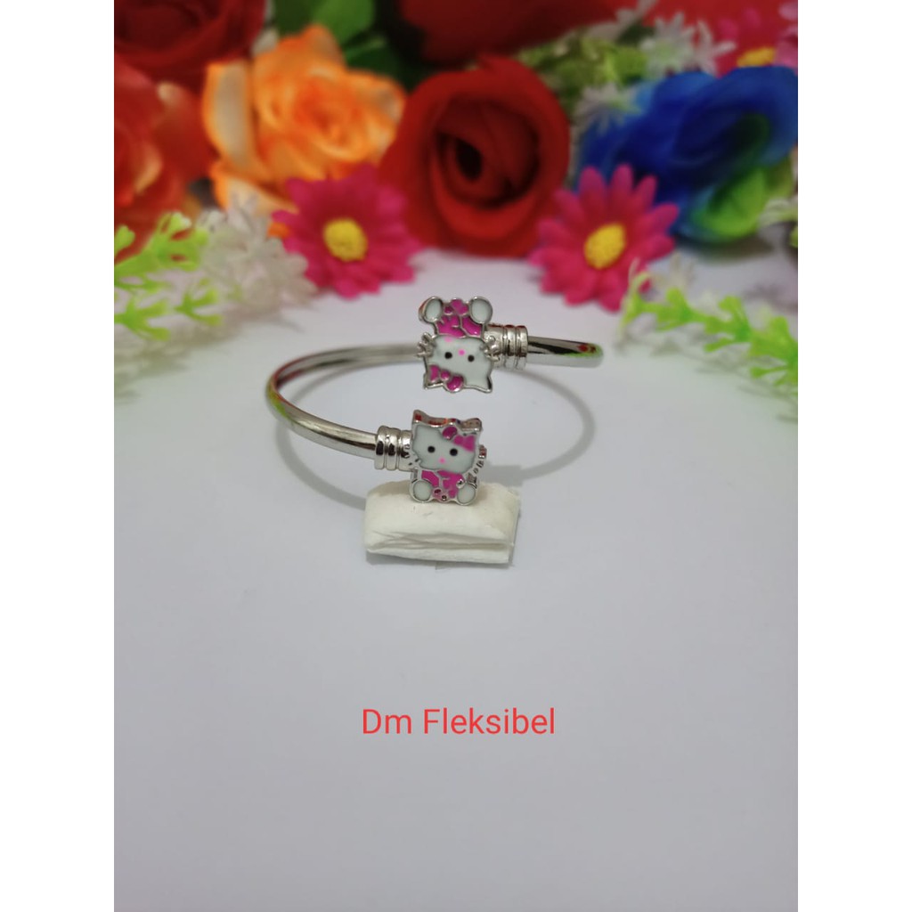 calistanauliolshop Gelang Anak Benggel Motif Hello Kitty (COD)