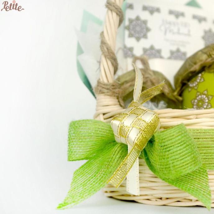 

Acong.Is1994 Parsel Lebaran / Kue Lebaran / Kue Kering / Kacang Mede / Hampers