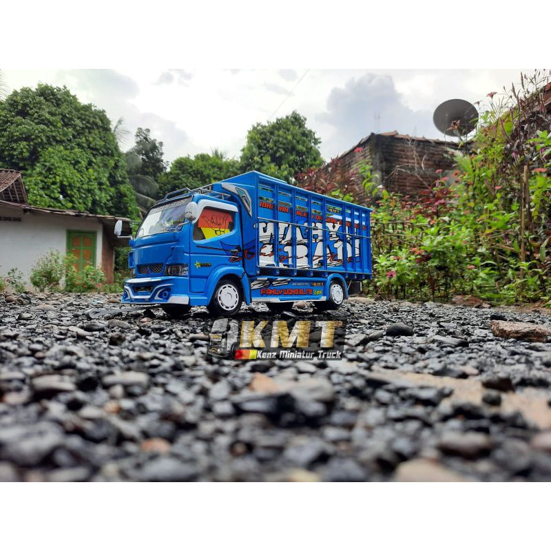 Truk Oleng Miniatur Truk Wahyu Abadi (Variasi Lampu & Terpal)