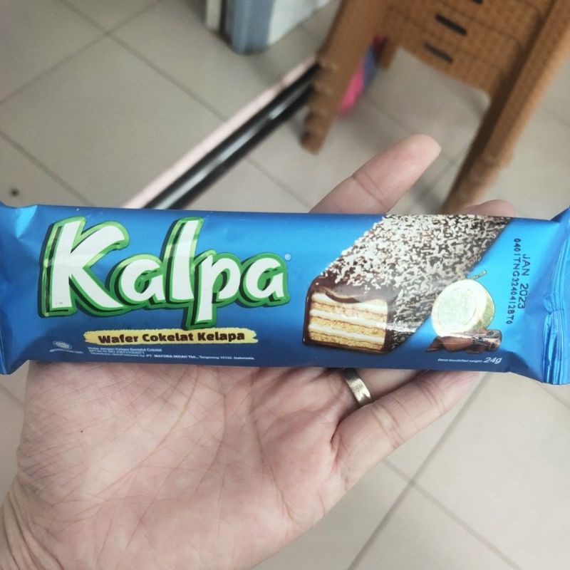 

kalpa wafer cokelat kelapa