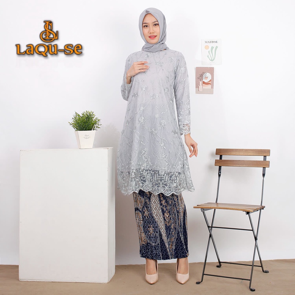 Set Kebaya Modern Kebaya Wisuda Stelan Kebaya Tunik Kebaya Lamaran Baju Besta By Laquse Kebayaa