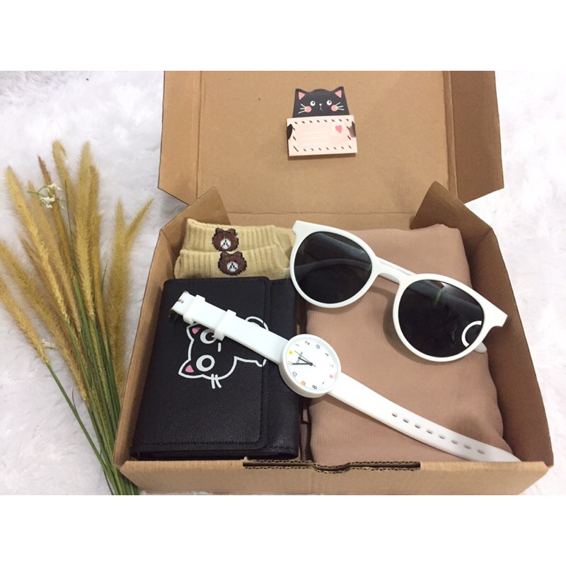 

GIFT BOX / HAMPERS JILBAB BELLA SQURE MURAH (bisa request ucapan)