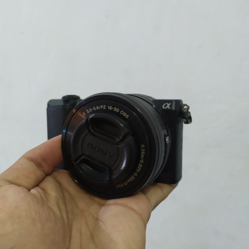 Mirrorless SONY A5100 dan Lensa 16-50mm OSS