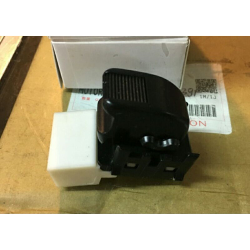 anak swicth power window avanza lama