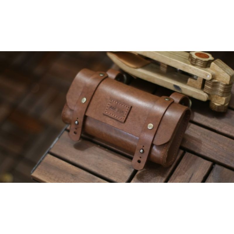 Tas sepeda kulit Saddle Handlebar Leather Bag