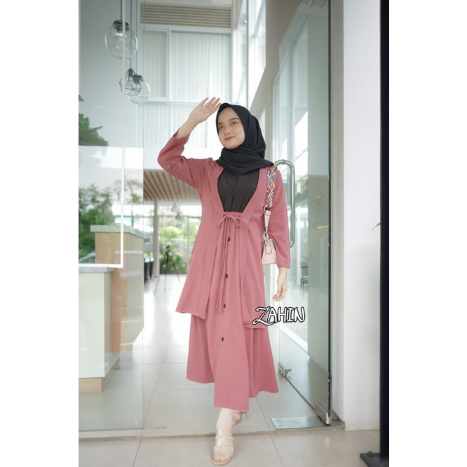 OUTER WANITA PANJANG AQILA BY ZAHIN/ OUTER ITY CREPE/ OUTER KEKINIAN/ OUTER KEKINIAN/ OUTER TERBARU
