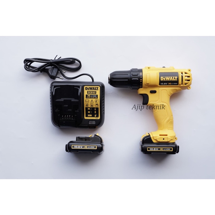 Mesin Bor Baterai DCD 700 Cordless Drill Driver Dewalt DCD700