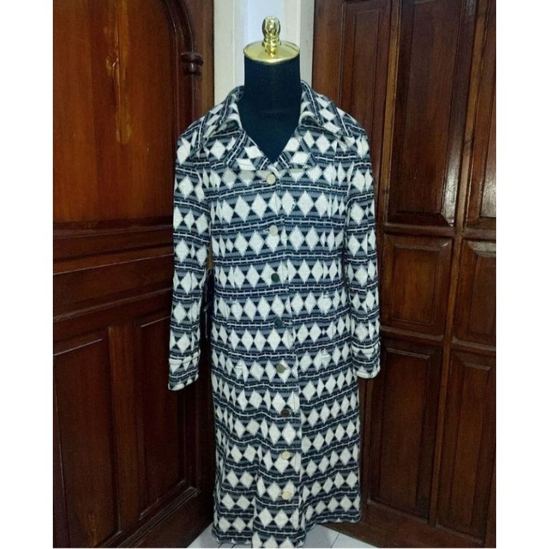 Coat Wool Motif