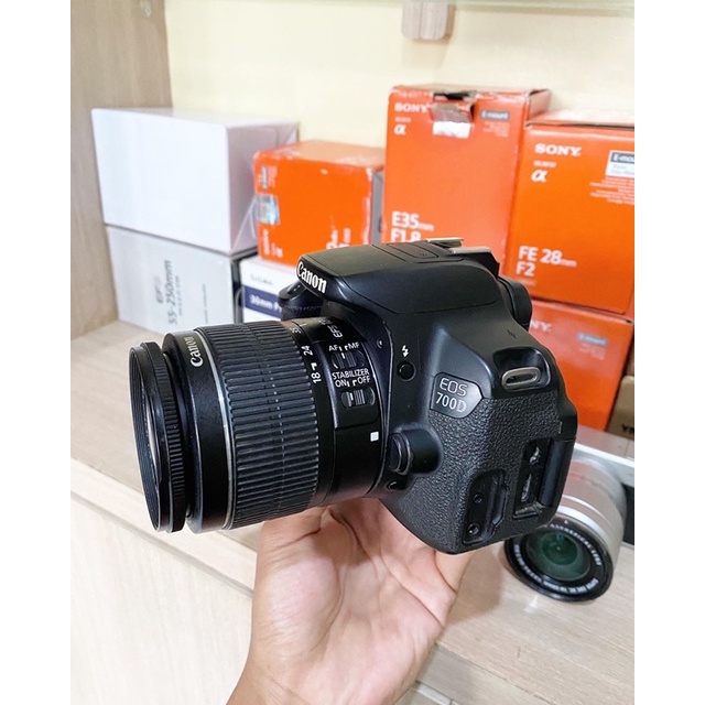 [ PRODUK BEST SELLER / PEODUK TERLARIS ] KAMERA CANON 700D LAYAR FLIP LENSA 18-55MM - kamera dslr ca